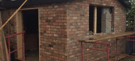 Photo of bricklaying extension in the progress of finishing